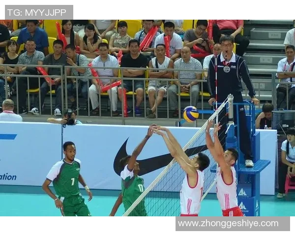 武汉排球队在钻石联赛中的灵活性展现与战术调整分析 武汉排球队在钻石联赛中的灵活性展现与战术调整分析